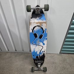 Atom Longboard Skateboard Riding Fine