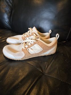 Nearly New Xero Shoes Zelen Mens Size 11