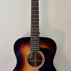 Guild GAD F-130 OM All Solid Woods Acoustic Guitar