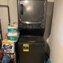 GE Stackable Washer/Dryer Combo