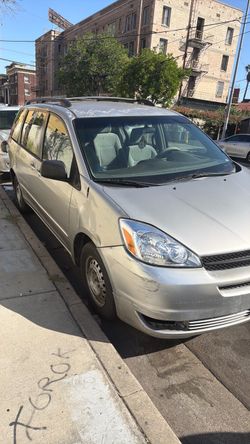 2005 Toyota Sienna