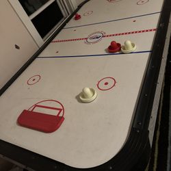 Air Hockey Table