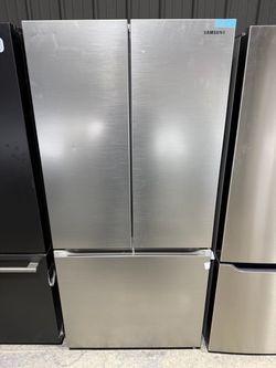New open box Samsung 33 in. 17.5 cu. ft. Smart Counter Depth 3-Door French Door Refrigerator with a Stainless Look