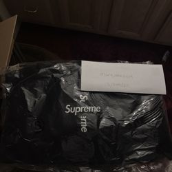 Supreme Cross Box Logo Black Small