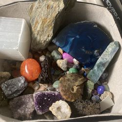 Crystals , Rocks,And Fossils Collection
