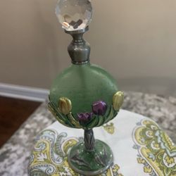 Perfume bottle Dispenser 🌺