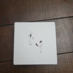 Airpod Gen 4's 