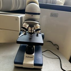 AmScope 40X-1000X Beginners Microscope