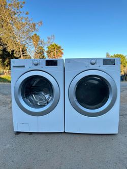 Kenmore washer and dryer laundry set