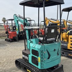 Bobcat Mini excavator compact 1 ton digger