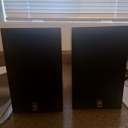 2 Yamaha/2 KLH Speakers For Sale
