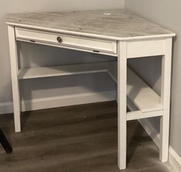 Triangle Corner Desk