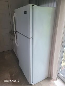 Frigidaire Refrigerator