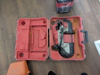 LThe Milwaukee Deep Cut Band Saw 6232-21