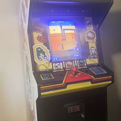 Vintage 1982 Atari Dig Dug Stand-Up Arcade Cabinet – Fully Working & Ready to Blast!