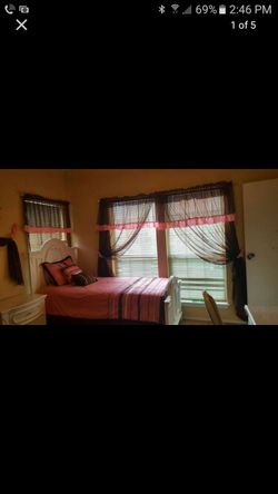 Twin bed set includes everything Sofia collection