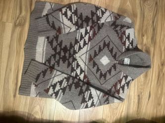 Cody James sweater size XL