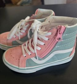 Girls Vans