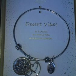 Bracelets New.around 50 Bracelets