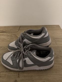Nike dunks size 5