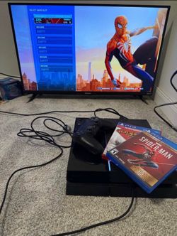PS4 with 1 controller and games