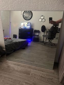 2 mirrors