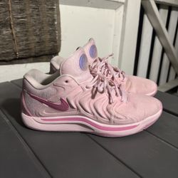 KD Nrg 17 Aunt Pearl Basketball Shoes