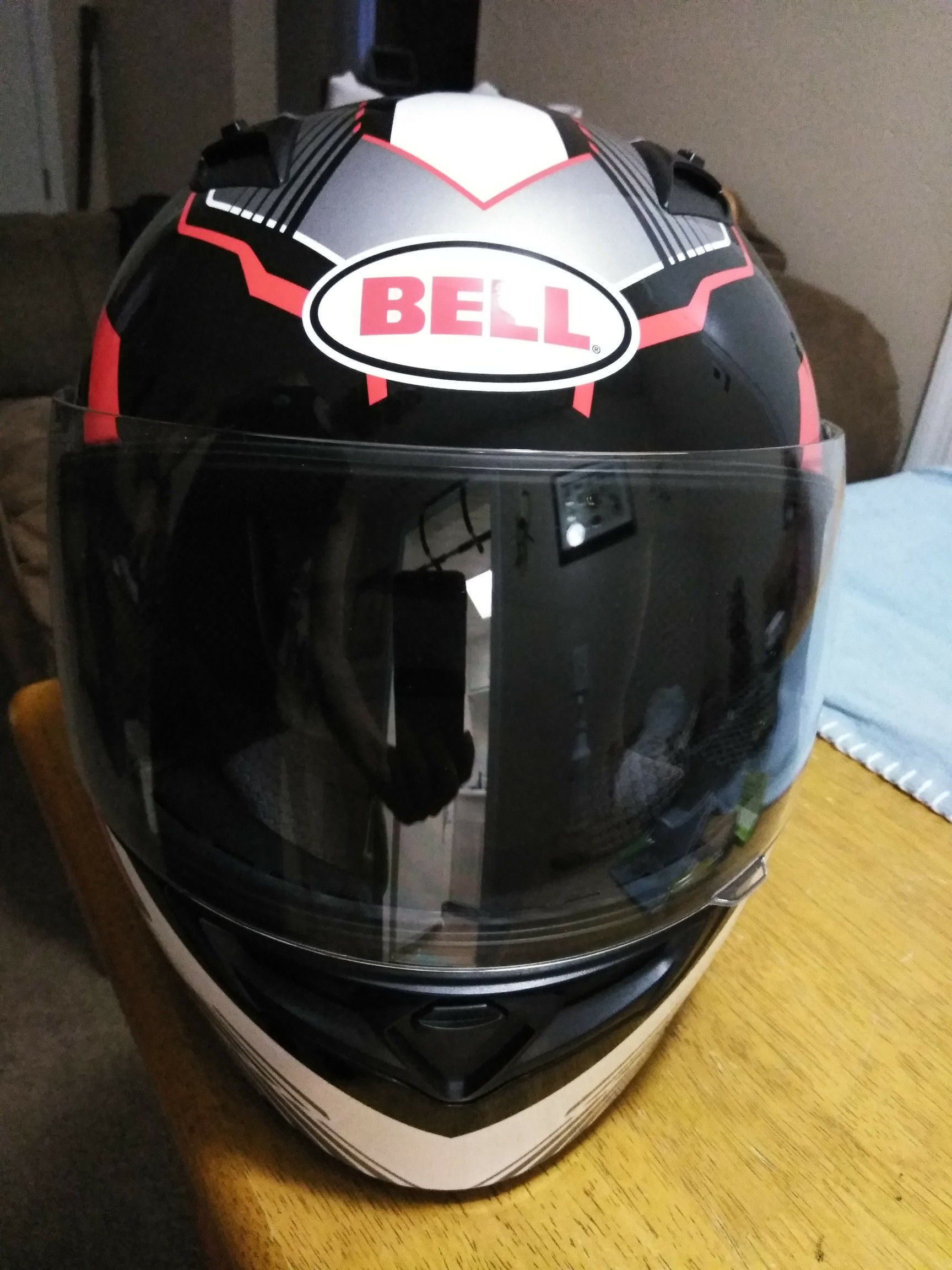 Motorcycle helmet size medium