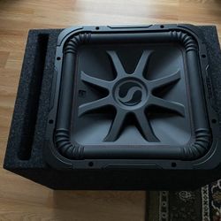 Subwoofer With Amplifiers