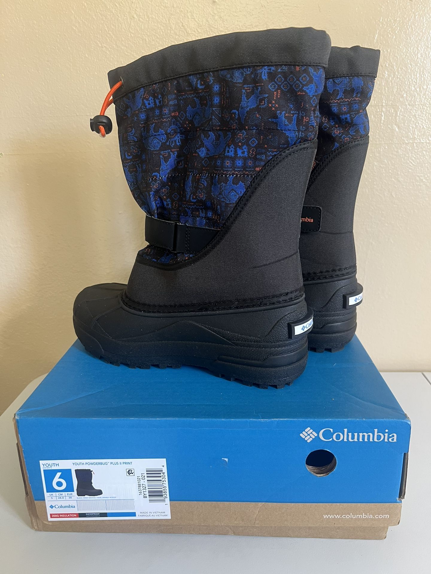 COLUMBIA SNOW BOOTS SIZE 6 YOUTH POWDERBUG™ PLUS II PRINT