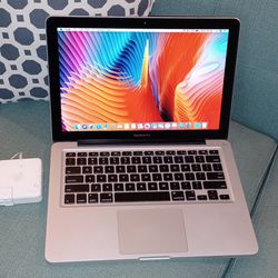 13-inch Apple MacBook Pro 2.4 GHz/8 GB/120 SSD