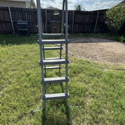 Ladder 