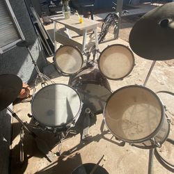 Drum Set 