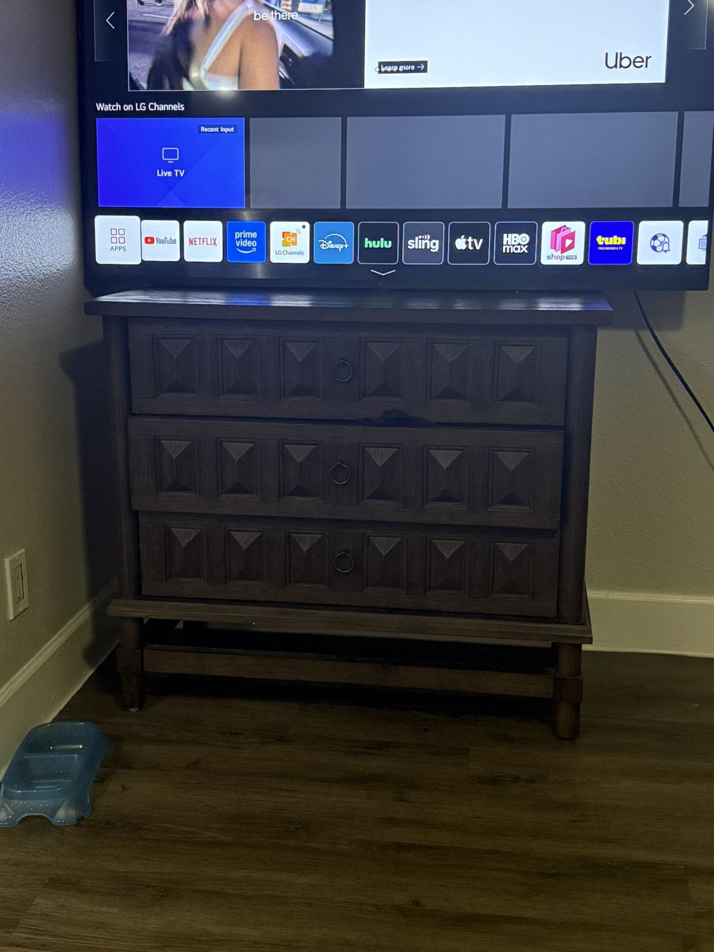 Dresser