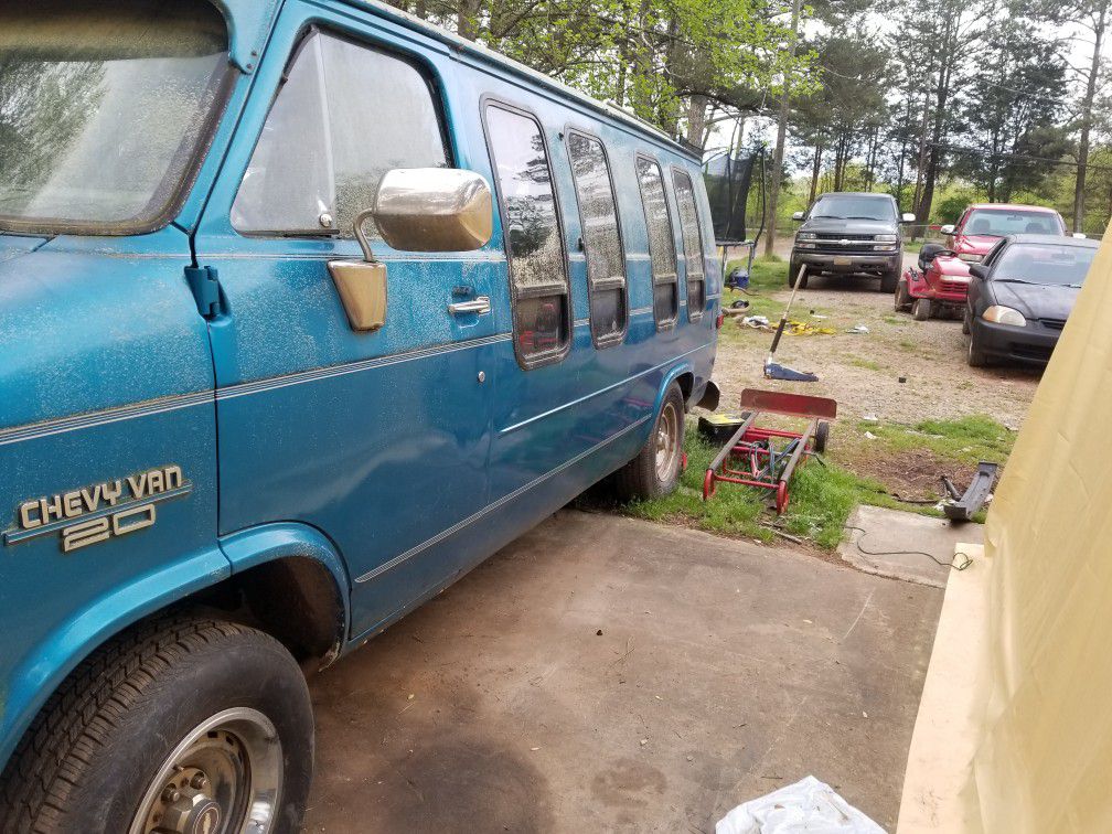Parting out or sale all my 83 Chevy g20 van