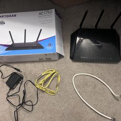 Netgear AC1750 Smart WiFi router