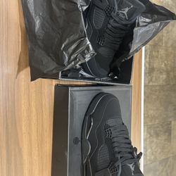 Jordan 4s “Black Cat” Mens Size 9