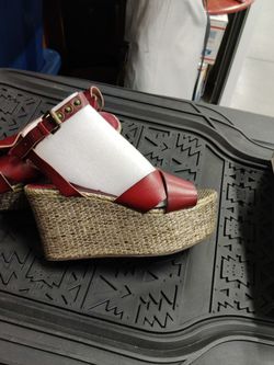 Like New Wedge Heels Size 6