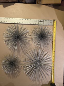 4 sliver Flat spike balls