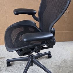 Herman Miller Aeron Chair 