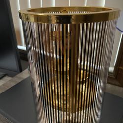 Tea light/pillar Candle Holder