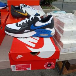 Nike Air Max Excee Royal Size 6