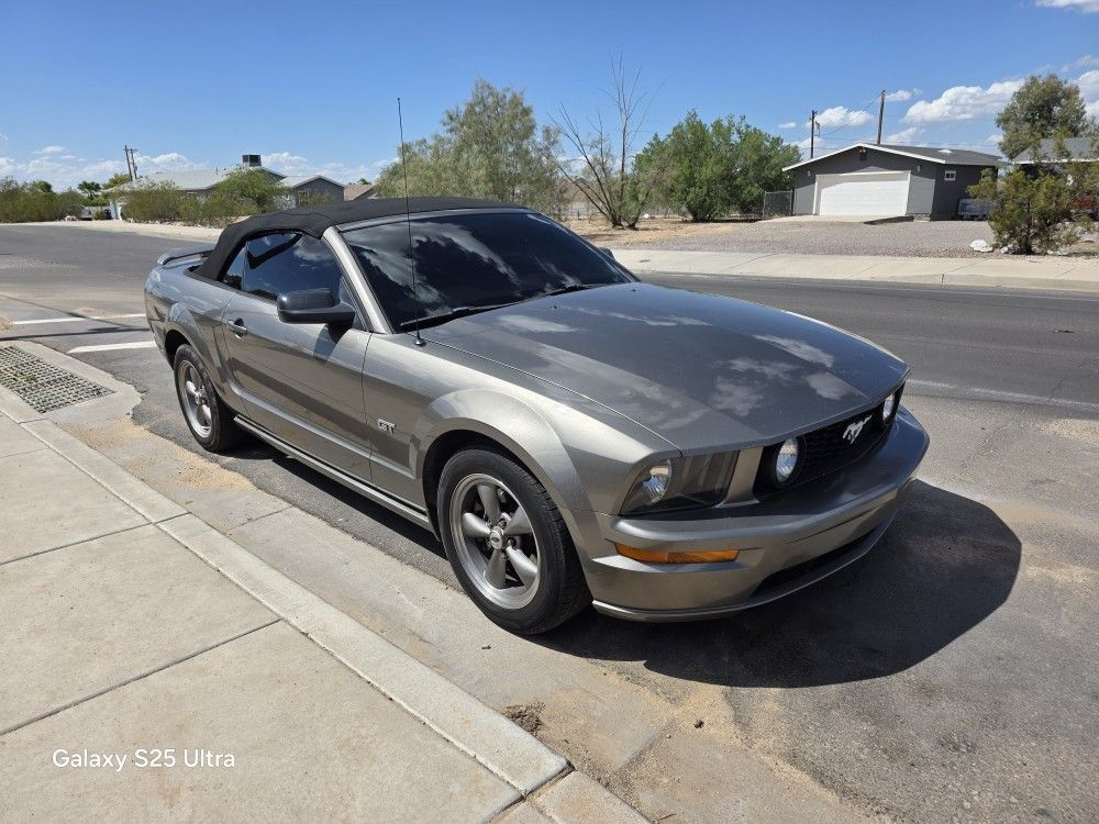 2005 Ford Mustang