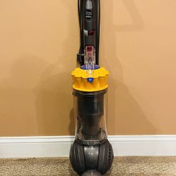 Dyson Total Clean Dc65 Vacuum Cleaner