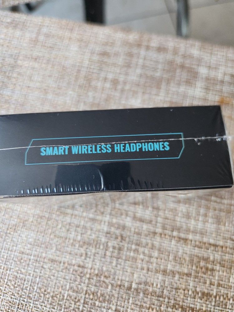 Earbuds 