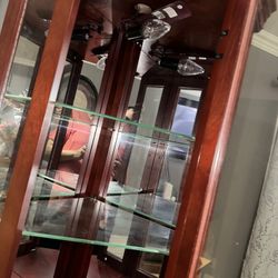 Corner Shelf Red Color, Esquinero Rojo  69.5 High X22 Wide X13.5 