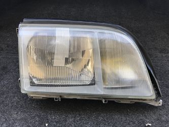 MERCEDES S CLASS 1986/1984 RH HEADAMP