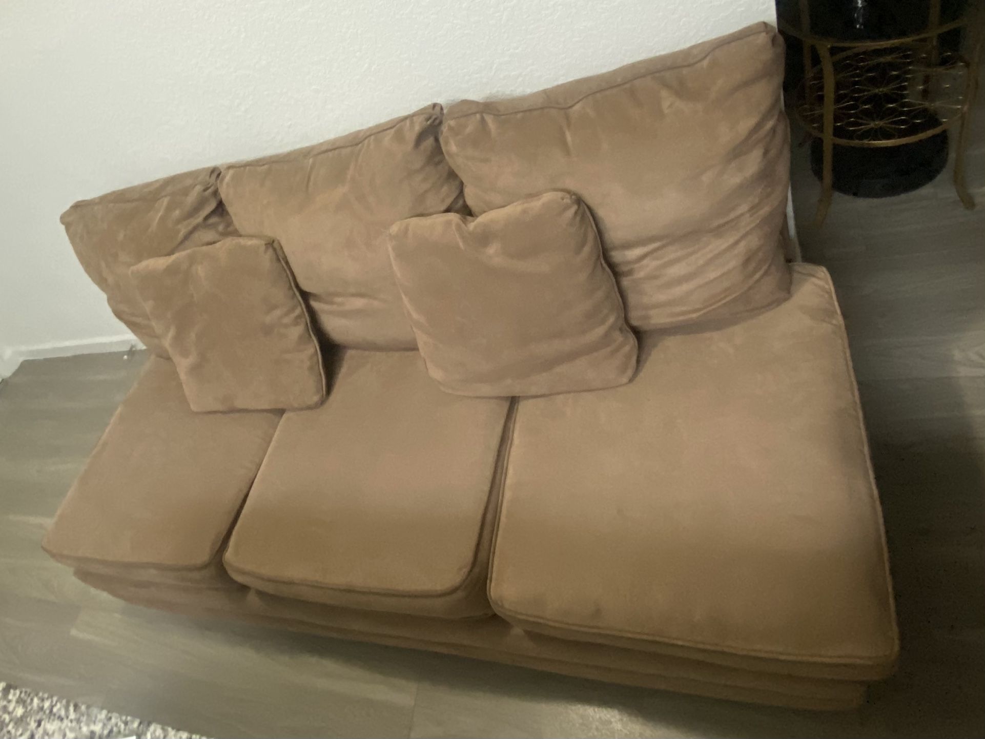 Pull Out Couch