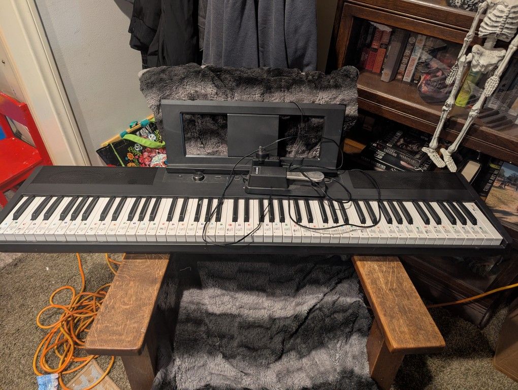 Donner DEP-45 beginner electric Piano