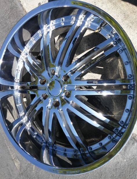 26” Only Two Rims  Fits Chevy Truck Or Suv Bolt Pattern 6x139.7 Like New